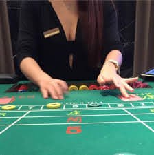 Tampilan antarmuka live casino mpo111 yang mudah digunakan dan cepat responsif di perangkat mobile